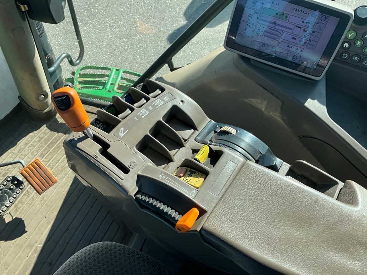טרקטור חקלאי John deere 6170 R: תמונה 36