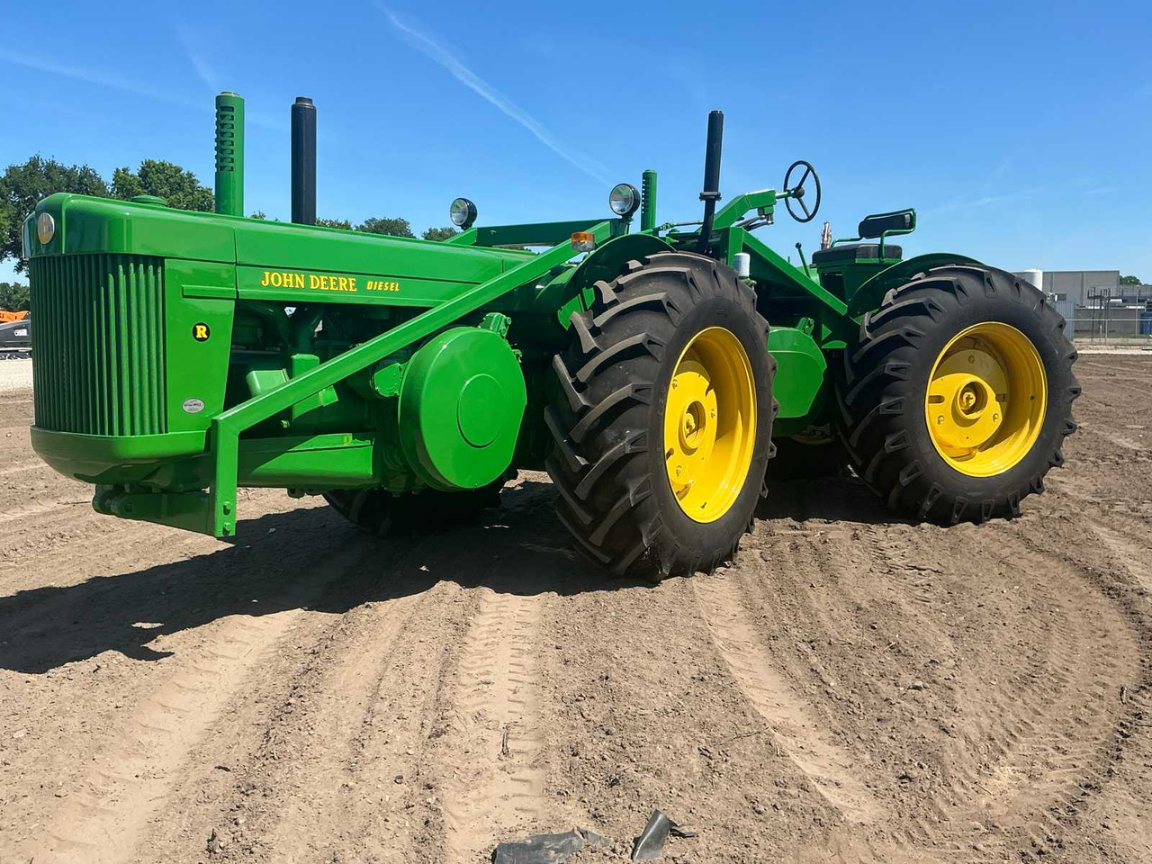 John deere R - טרקטור חקלאי: תמונה 2 John deere R - טרקטור חקלאי: תמונה 2