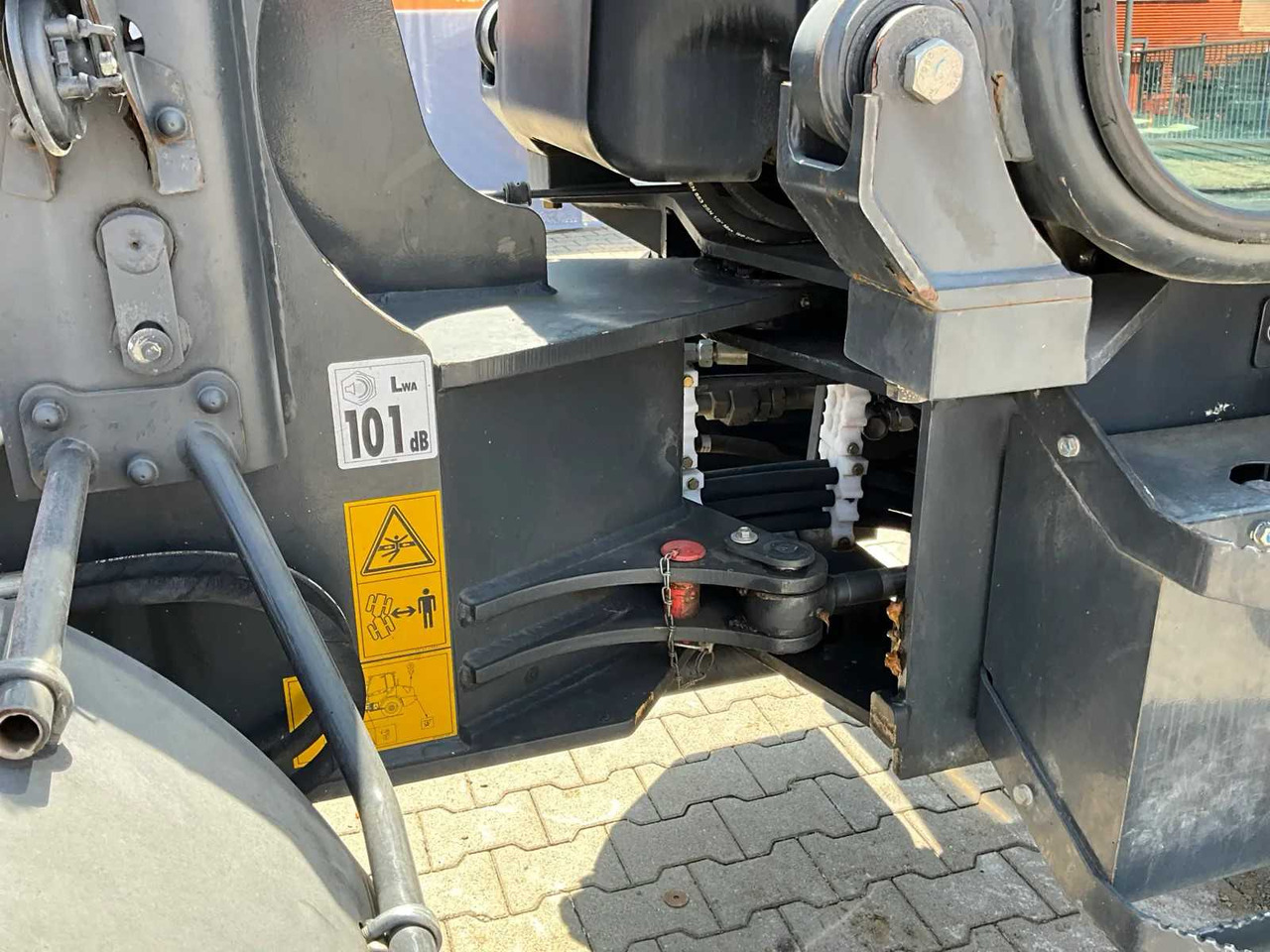 מעמיס גלגלים KOMATSU WA80-6 2015 WHEEL LOADER: תמונה 11 מעמיס גלגלים KOMATSU WA80-6 2015 WHEEL LOADER: תמונה 11