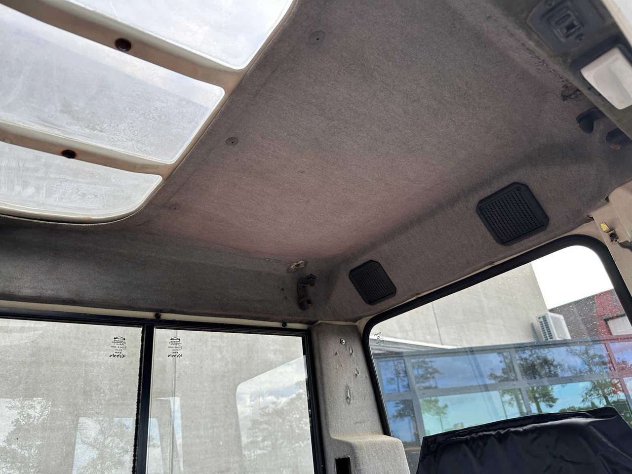 מחפר KUBOTA - 2005 - U45 - 3 - MIDI EXCAVATOR: תמונה 31 מחפר KUBOTA - 2005 - U45 - 3 - MIDI EXCAVATOR: תמונה 31