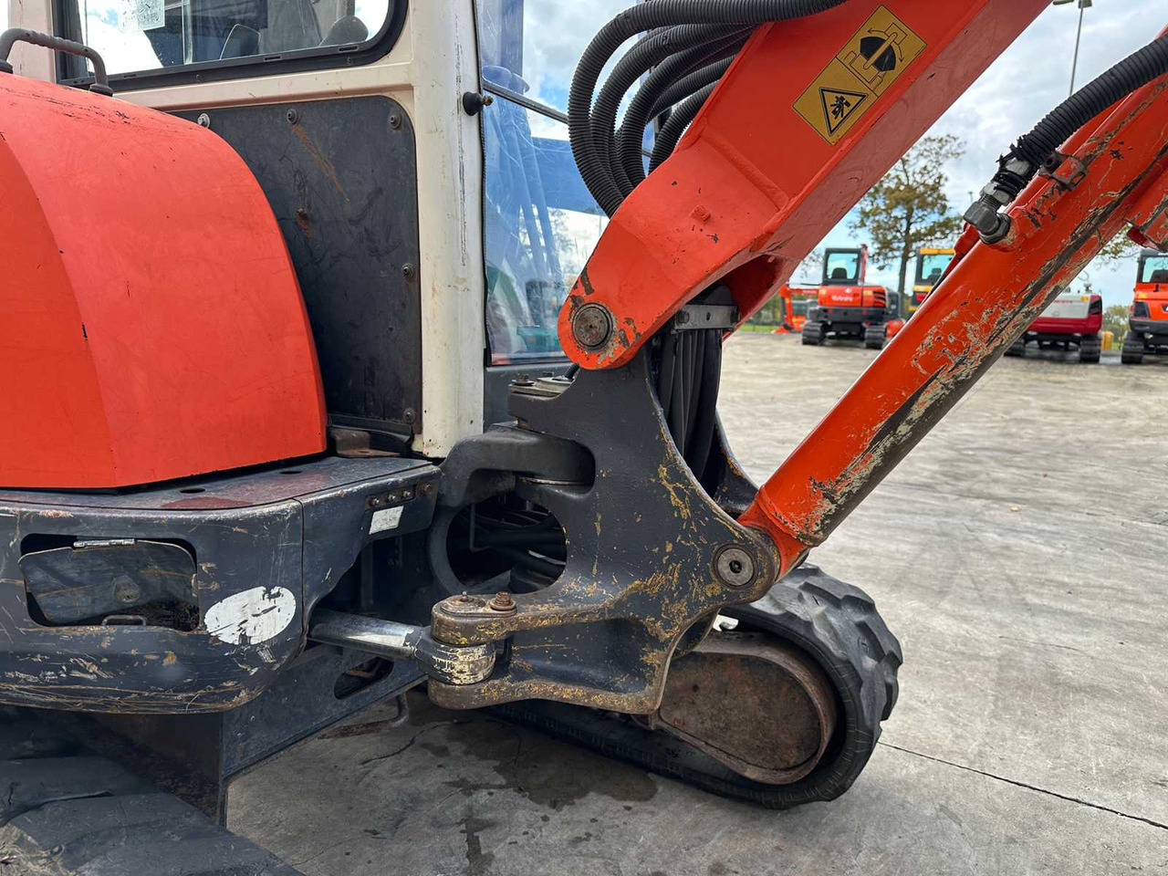 מחפר KUBOTA - 2005 - U45 - 3 - MIDI EXCAVATOR: תמונה 16 מחפר KUBOTA - 2005 - U45 - 3 - MIDI EXCAVATOR: תמונה 16