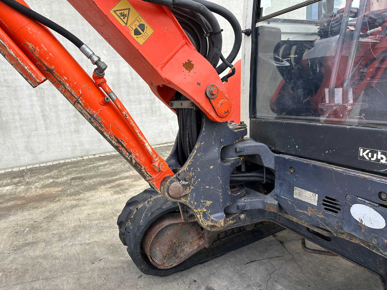 מחפר KUBOTA - 2005 - U45 - 3 - MIDI EXCAVATOR: תמונה 15 מחפר KUBOTA - 2005 - U45 - 3 - MIDI EXCAVATOR: תמונה 15