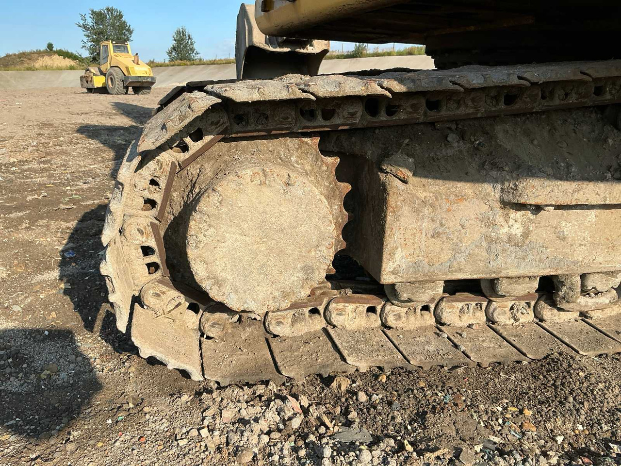 Komatsu HB215 Hybrid - מחפר סורק: תמונה 5 Komatsu HB215 Hybrid - מחפר סורק: תמונה 5