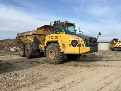 Komatsu HM400-3 - מסיר פסולת: תמונה 4 Komatsu HM400-3 - מסיר פסולת: תמונה 4