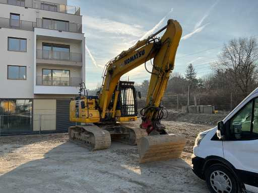 Komatsu PC170LC-10 - מחפר סורק: תמונה 2 Komatsu PC170LC-10 - מחפר סורק: תמונה 2