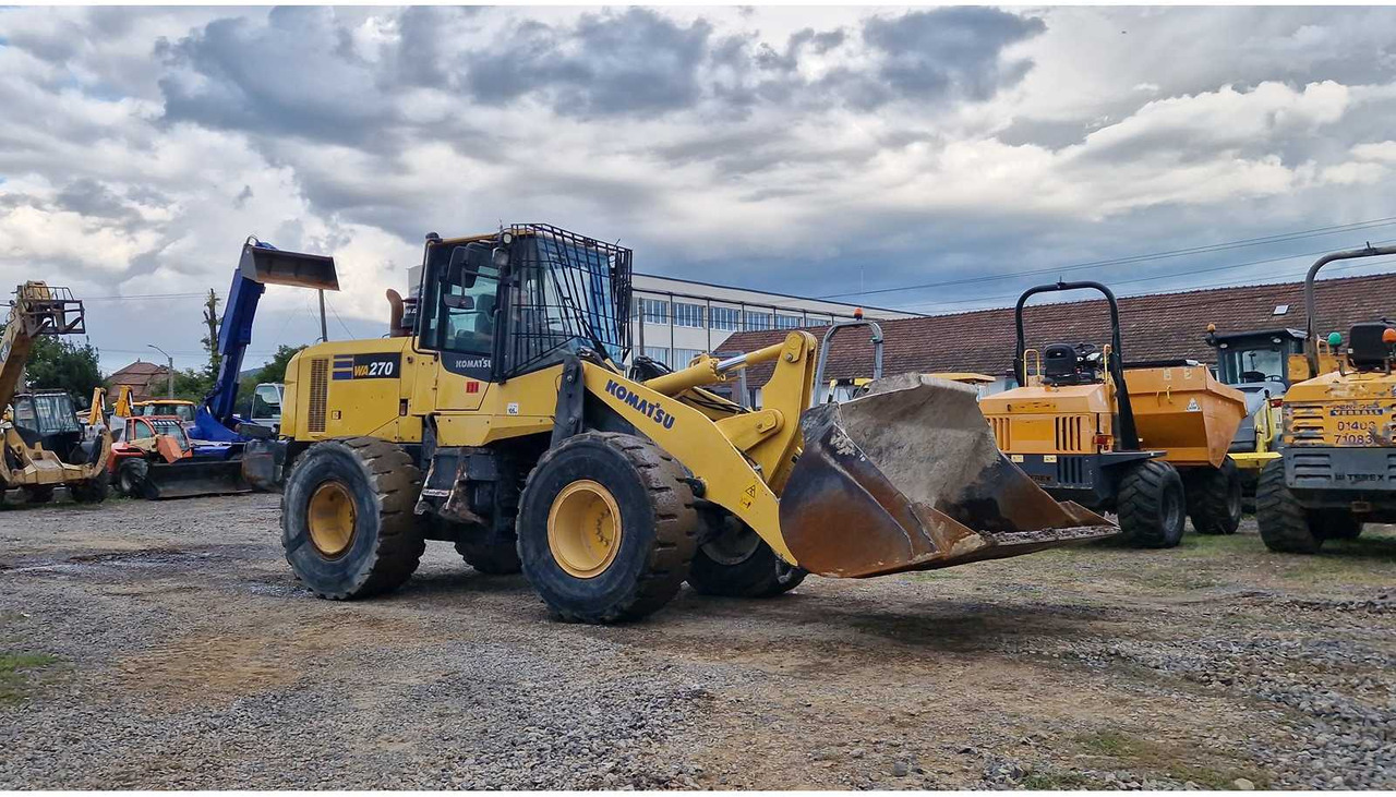 Komatsu WA270-7 - מעמיס גלגלים: תמונה 3 Komatsu WA270-7 - מעמיס גלגלים: תמונה 3