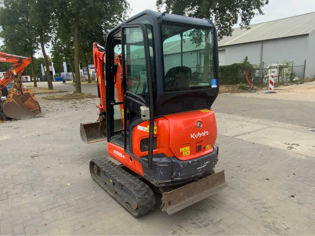 Kubota KX019-4 - מיני מחפר: תמונה 5 Kubota KX019-4 - מיני מחפר: תמונה 5