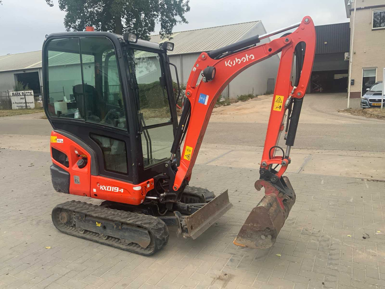 Kubota KX019-4 - מיני מחפר: תמונה 3 Kubota KX019-4 - מיני מחפר: תמונה 3