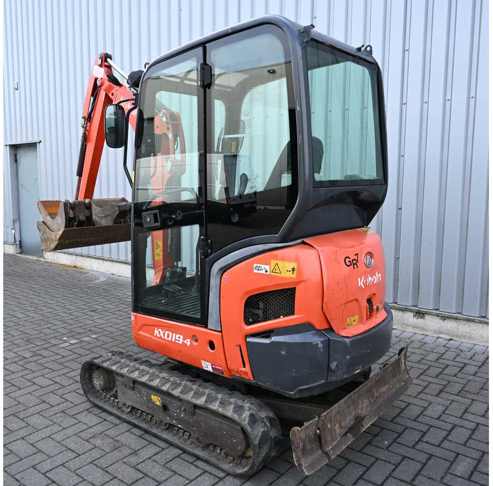 Kubota KX019-4 - מחפר סורק: תמונה 3 Kubota KX019-4 - מחפר סורק: תמונה 3