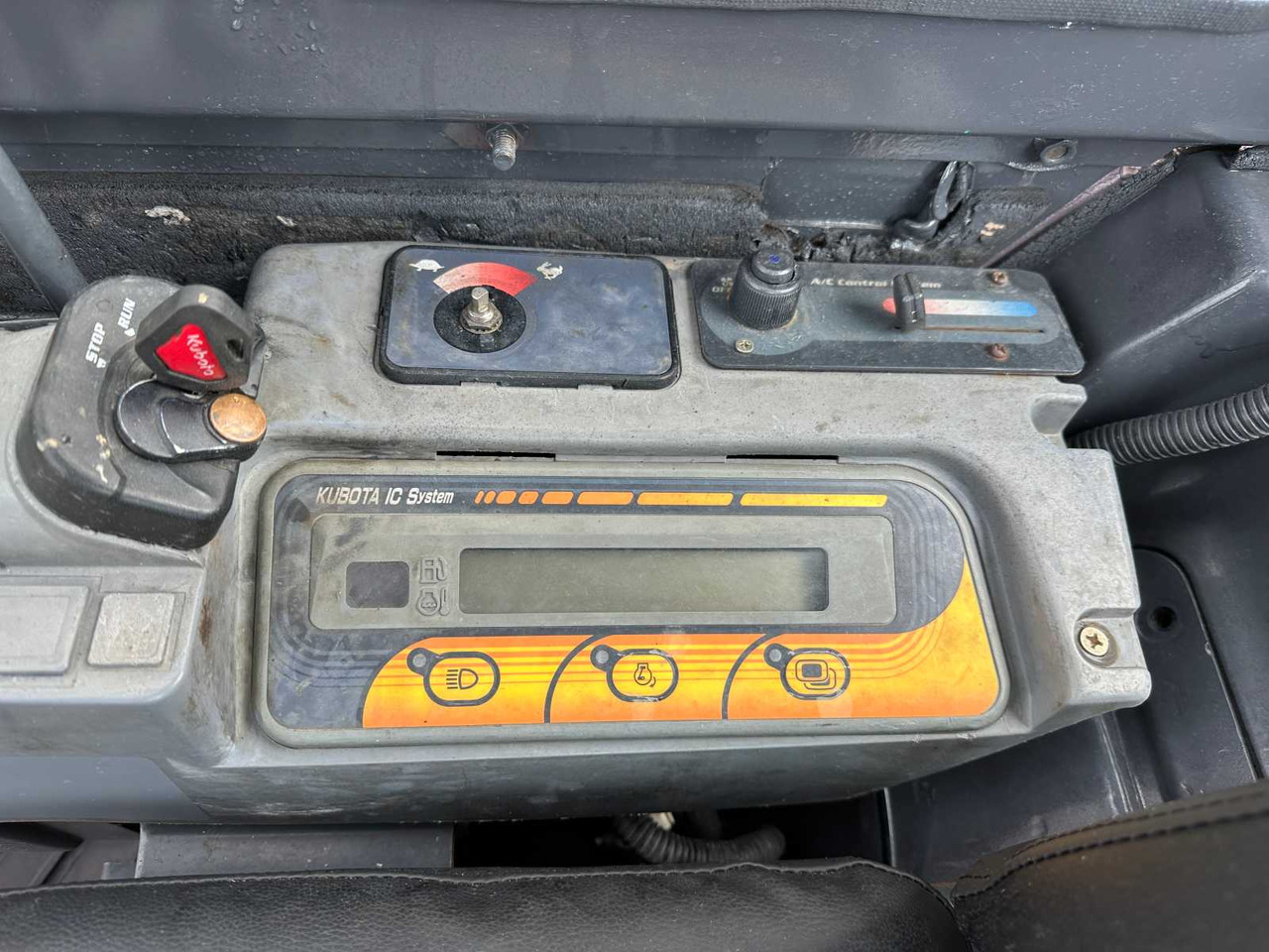 מחפר סורק Kubota KX155-3SZ: תמונה 36