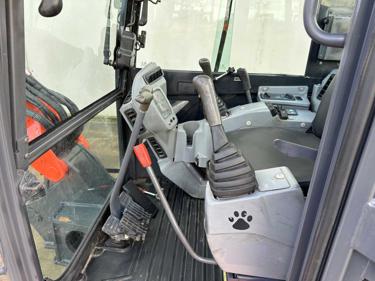מחפר סורק Kubota KX155-5: תמונה 37