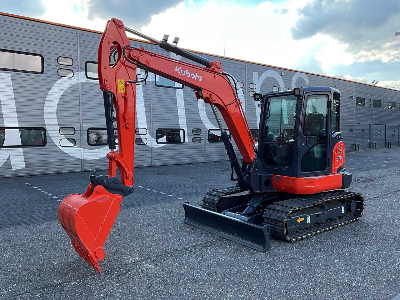 Kubota KX165-5 - מחפר סורק: תמונה 1 Kubota KX165-5 - מחפר סורק: תמונה 1