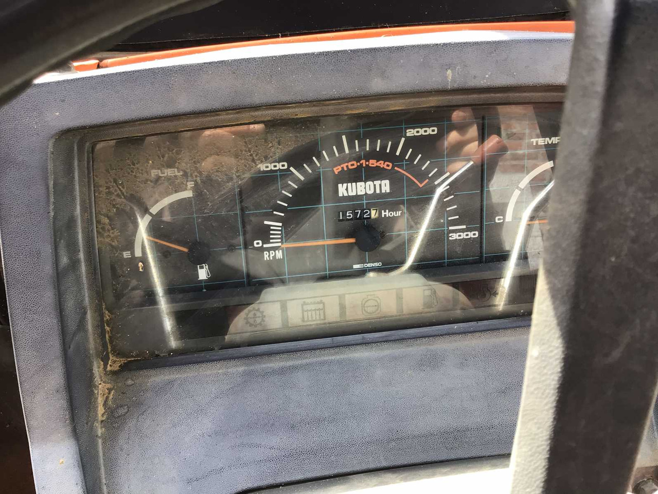 טרקטור חקלאי Kubota L1 24: תמונה 13