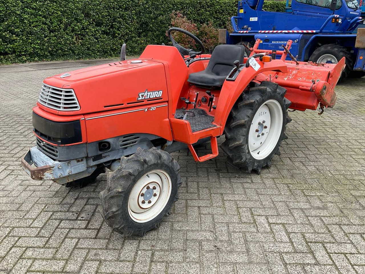 Kubota Saturn X-20 - טרקטור קומפקטי: תמונה 1 Kubota Saturn X-20 - טרקטור קומפקטי: תמונה 1