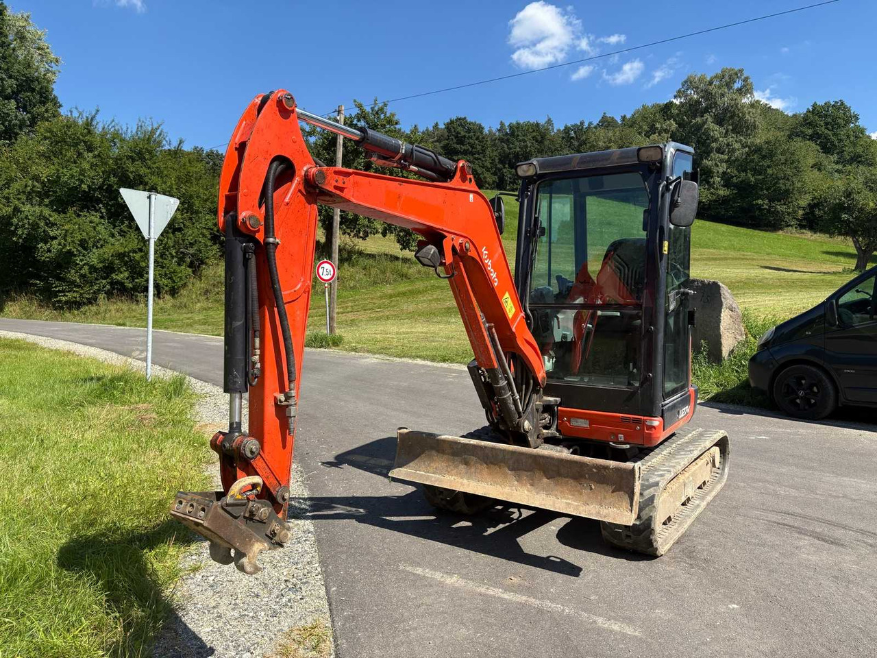Kubota U27-4 - מיני מחפר: תמונה 2 Kubota U27-4 - מיני מחפר: תמונה 2