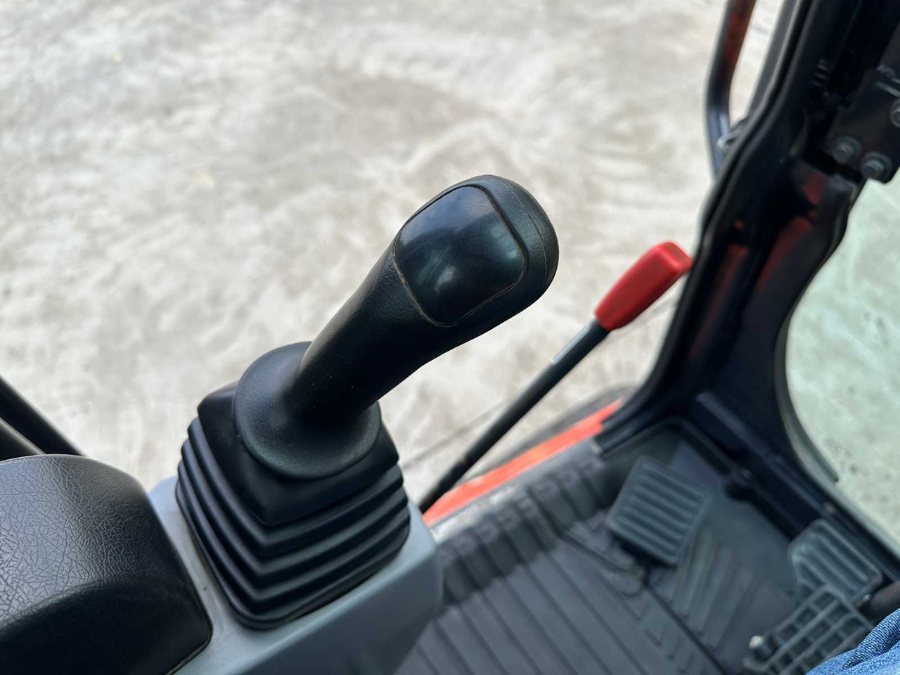 מיני מחפר Kubota U36-4: תמונה 44