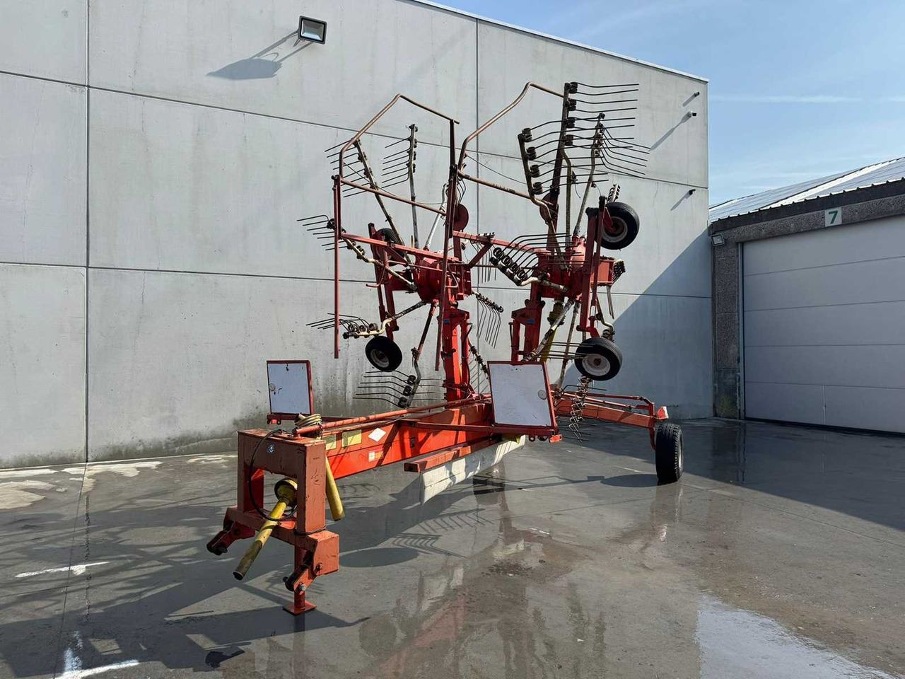 Kuhn GA7301 - ציוד חציר ומספוא: תמונה 3 Kuhn GA7301 - ציוד חציר ומספוא: תמונה 3