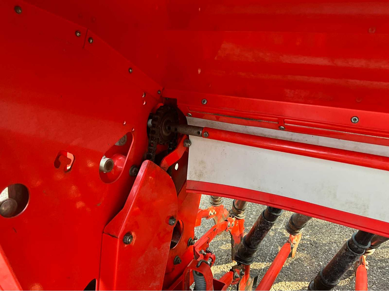ציוד זריעה Kuhn Premia 300: תמונה 14