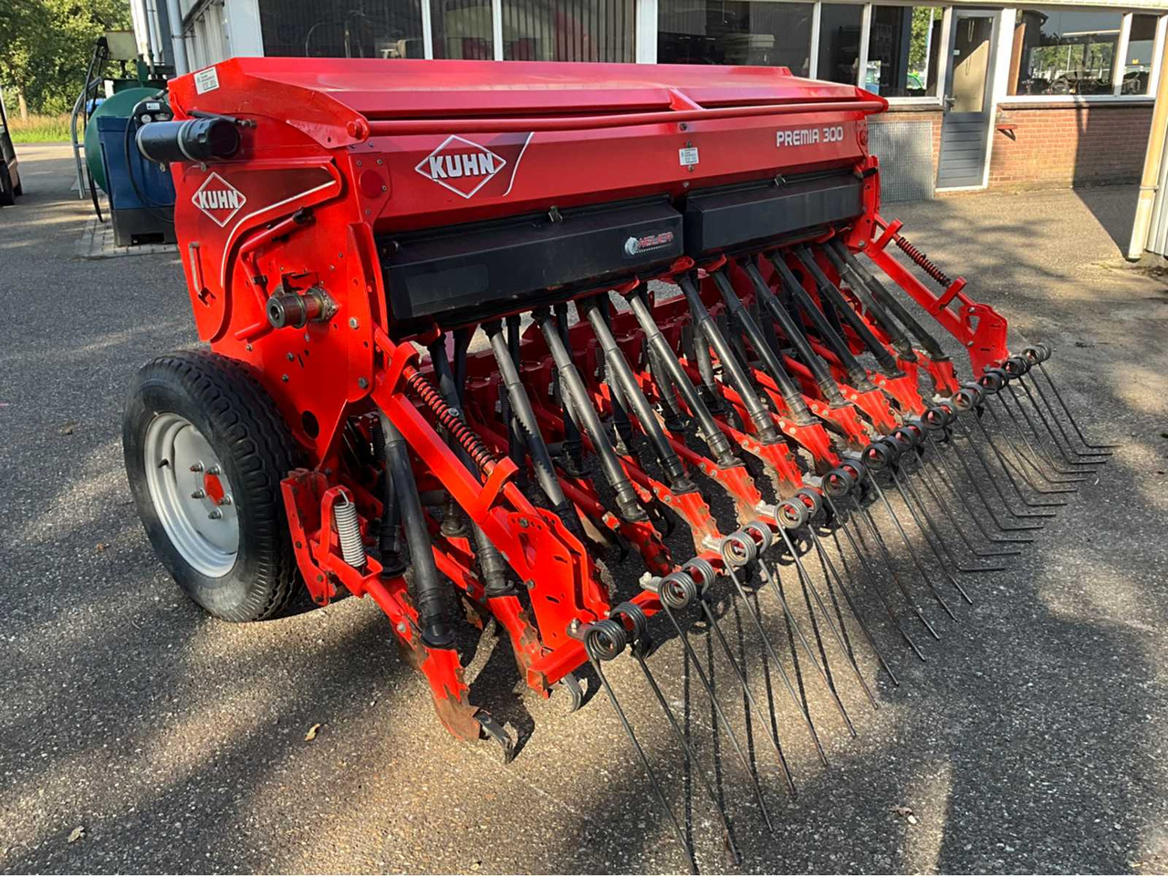 ציוד זריעה Kuhn Premia 300: תמונה 8