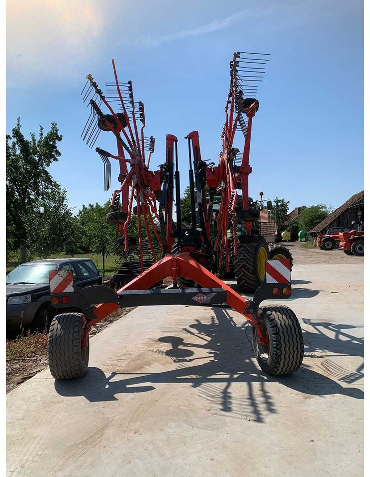 קלטרת סיבובית Kuhn: תמונה 9 קלטרת סיבובית Kuhn: תמונה 9