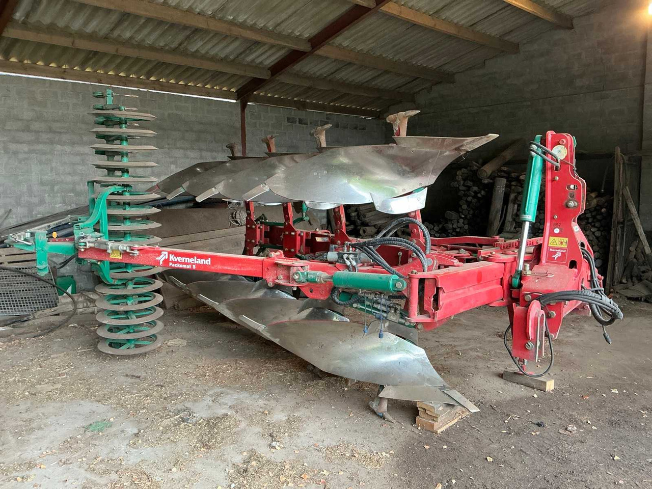 Kverneland LB 100 Packomat S - מחרשה: תמונה 1 Kverneland LB 100 Packomat S - מחרשה: תמונה 1