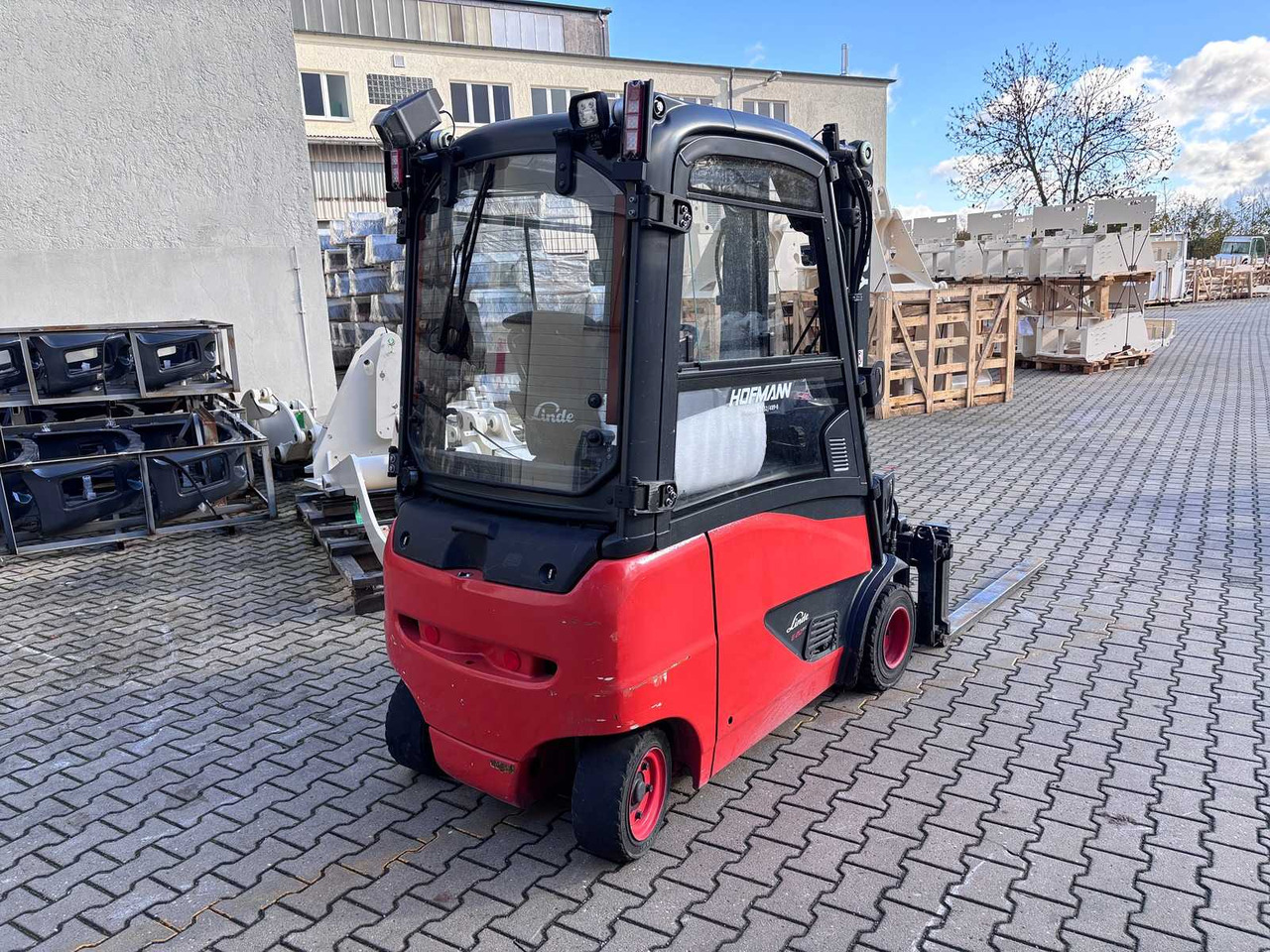 LINDE - E20PH-SERIES-386 - 2022 - ELECTRIC FORKLIFT TRUCKS - מלגזה: תמונה 2 LINDE - E20PH-SERIES-386 - 2022 - ELECTRIC FORKLIFT TRUCKS - מלגזה: תמונה 2