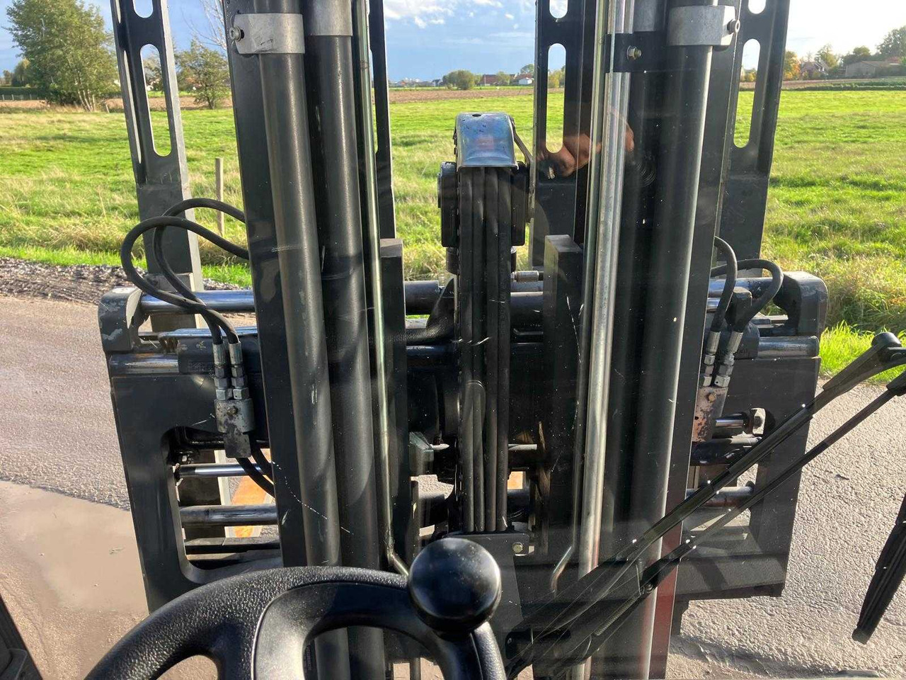 מלגזה LINDE H35T-02 FORKLIFT TRUCK 2018: תמונה 18 מלגזה LINDE H35T-02 FORKLIFT TRUCK 2018: תמונה 18