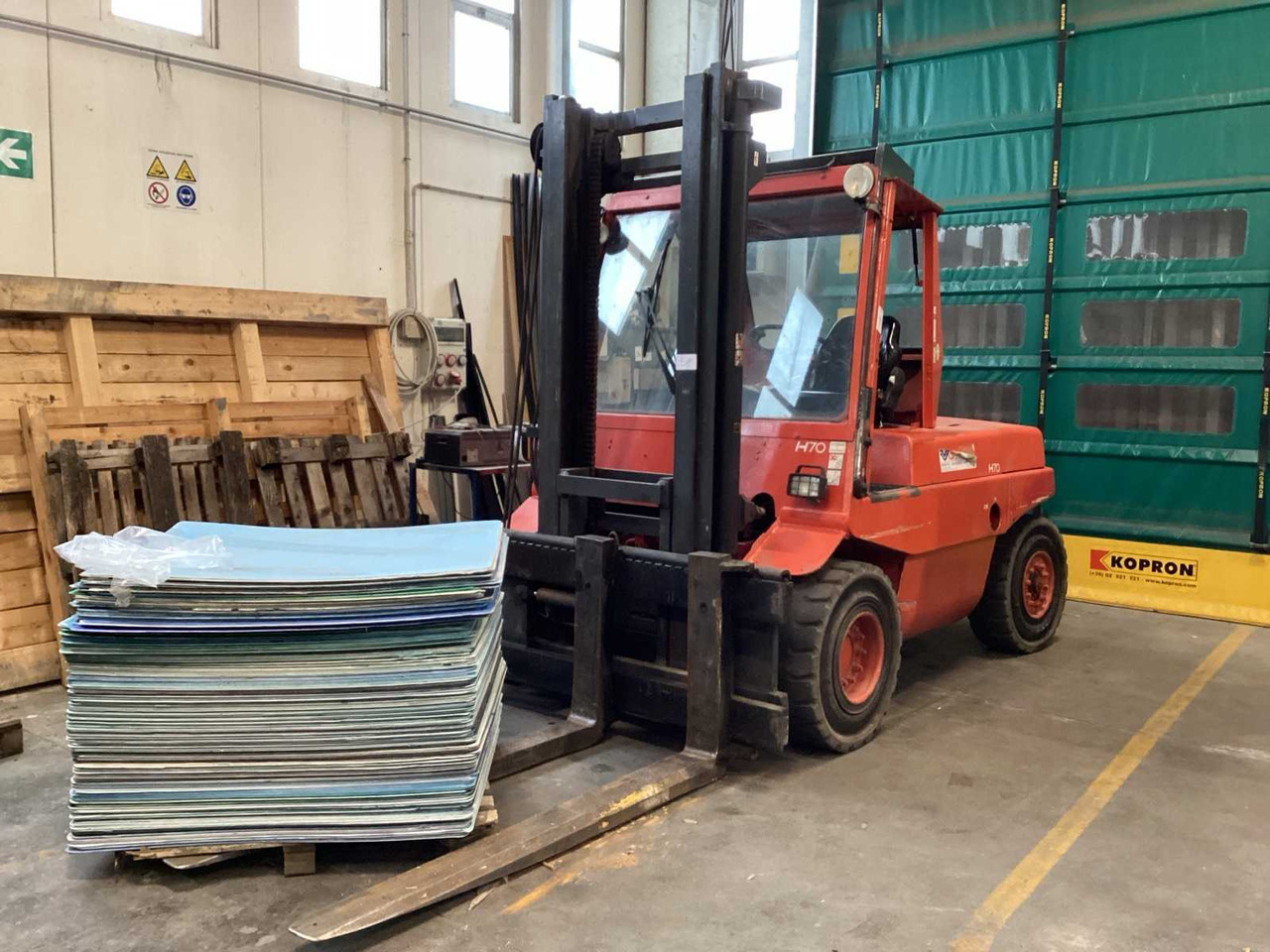 LINDE H70 FORKLIFTS - מלגזה: תמונה 2 LINDE H70 FORKLIFTS - מלגזה: תמונה 2