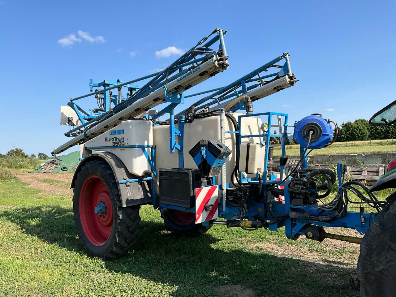 Lemken Eurotrain TCM 3500 - מרסס: תמונה 5 Lemken Eurotrain TCM 3500 - מרסס: תמונה 5