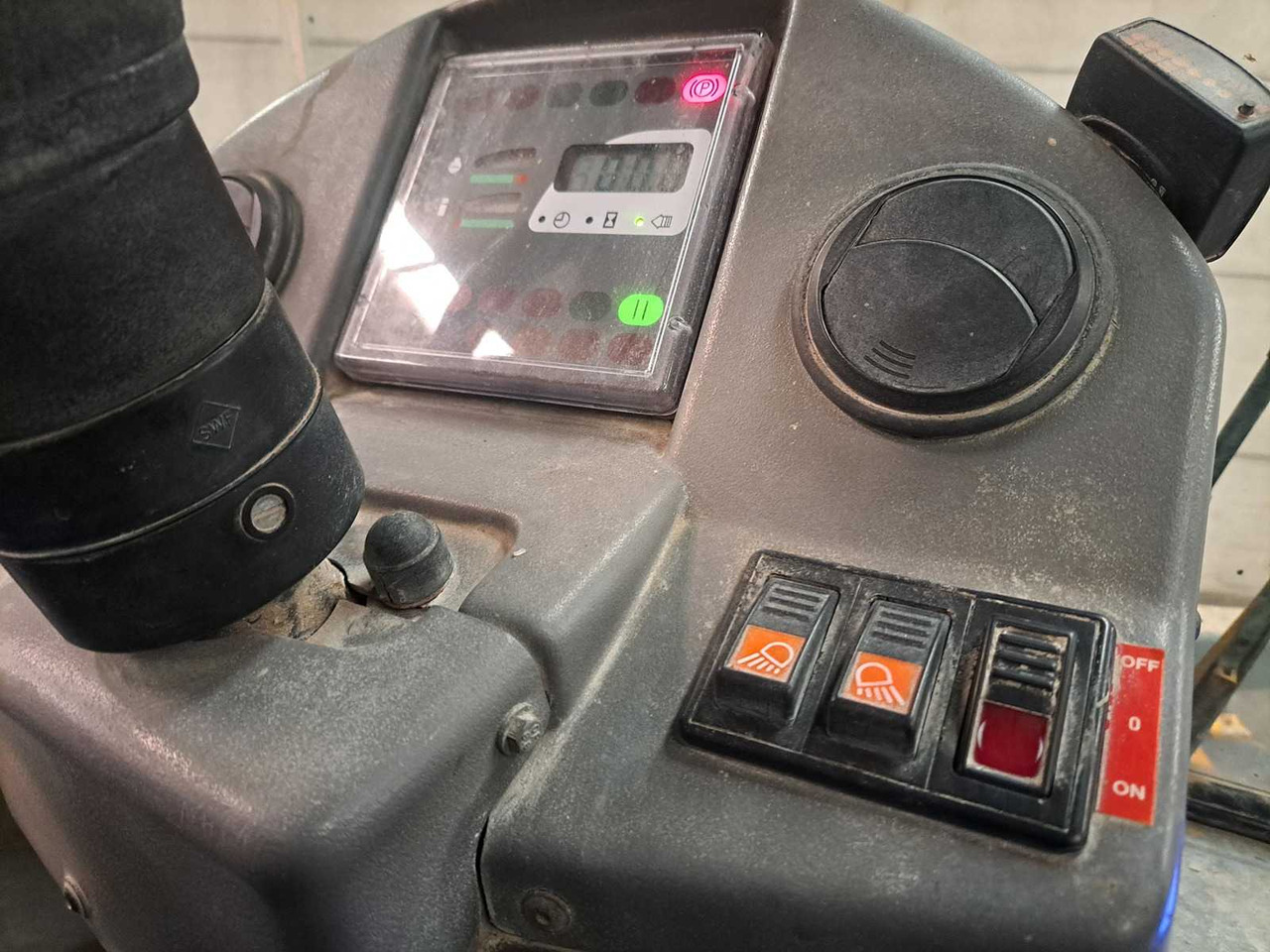 מעמיס גלגלים Liebherr L514: תמונה 12