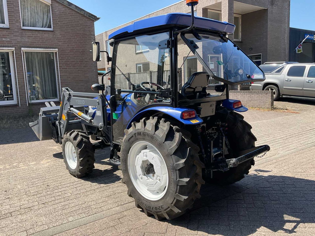 Lovol M404 - טרקטור קומפקטי: תמונה 5 Lovol M404 - טרקטור קומפקטי: תמונה 5