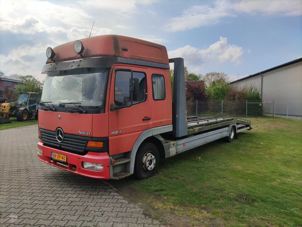 MERCEDES-BENZ - 1999 - TRUCK - משאית: תמונה 1 MERCEDES-BENZ - 1999 - TRUCK - משאית: תמונה 1