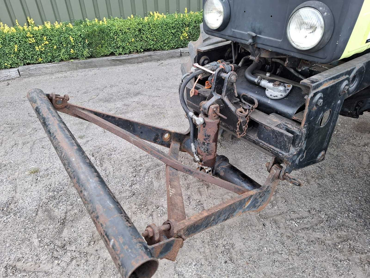 MERCEDES-BENZ - MB TRAC 800 - ALL-WHEEL DRIVE AGRICULTURAL TRACTOR - טרקטור חקלאי: תמונה 4 MERCEDES-BENZ - MB TRAC 800 - ALL-WHEEL DRIVE AGRICULTURAL TRACTOR - טרקטור חקלאי: תמונה 4