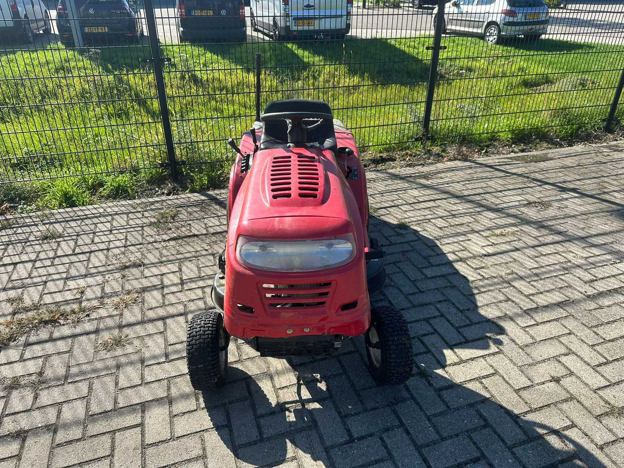 MTD re 125 m - מכסחת גינה: תמונה 4 MTD re 125 m - מכסחת גינה: תמונה 4