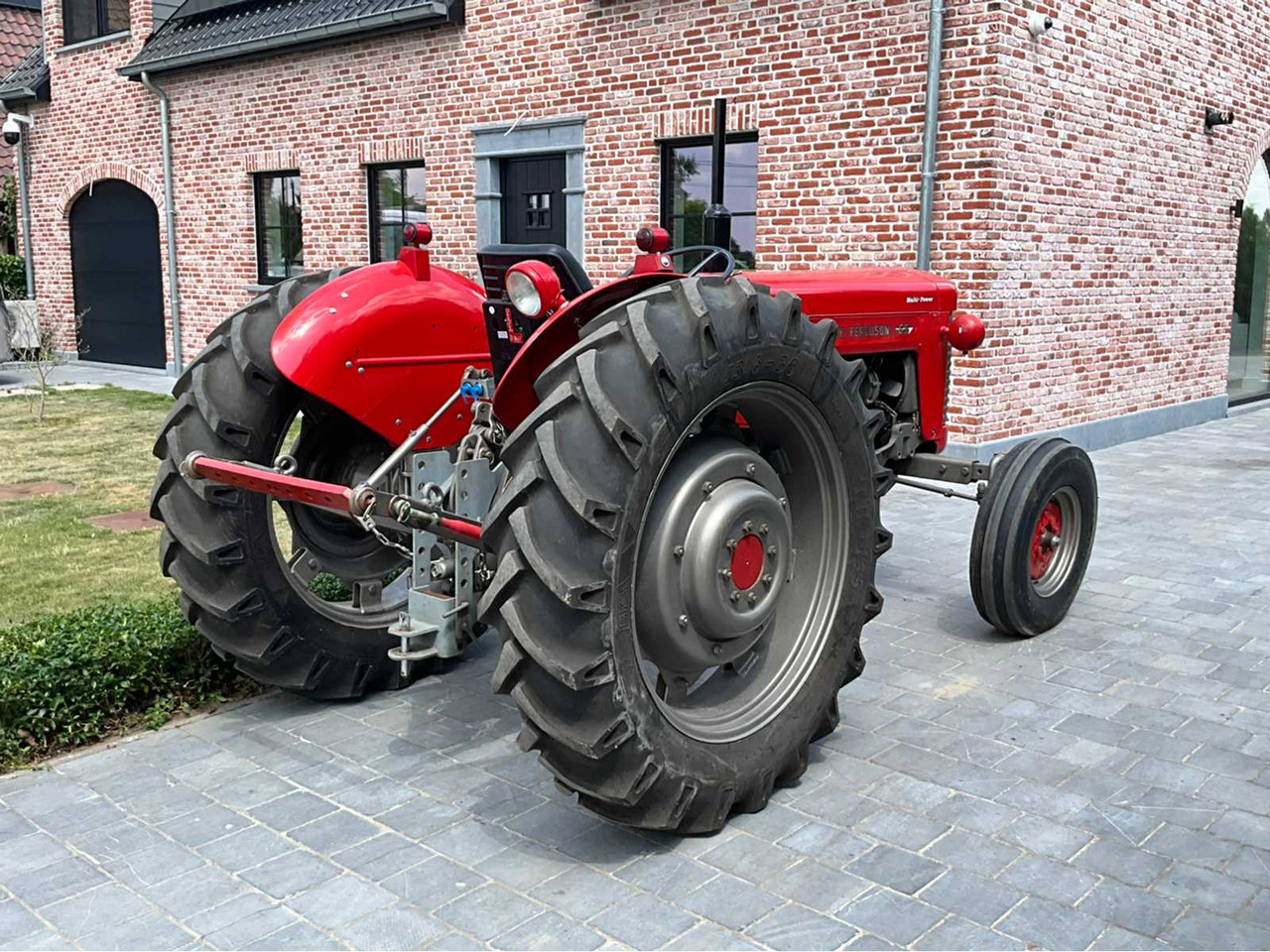 Massey Ferguson - טרקטור חקלאי: תמונה 5 Massey Ferguson - טרקטור חקלאי: תמונה 5