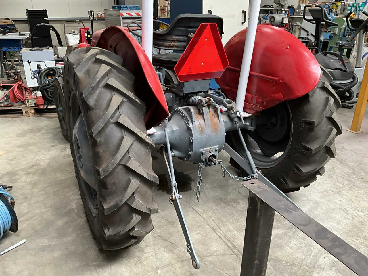 Massey Ferguson - טרקטור חקלאי: תמונה 4 Massey Ferguson - טרקטור חקלאי: תמונה 4