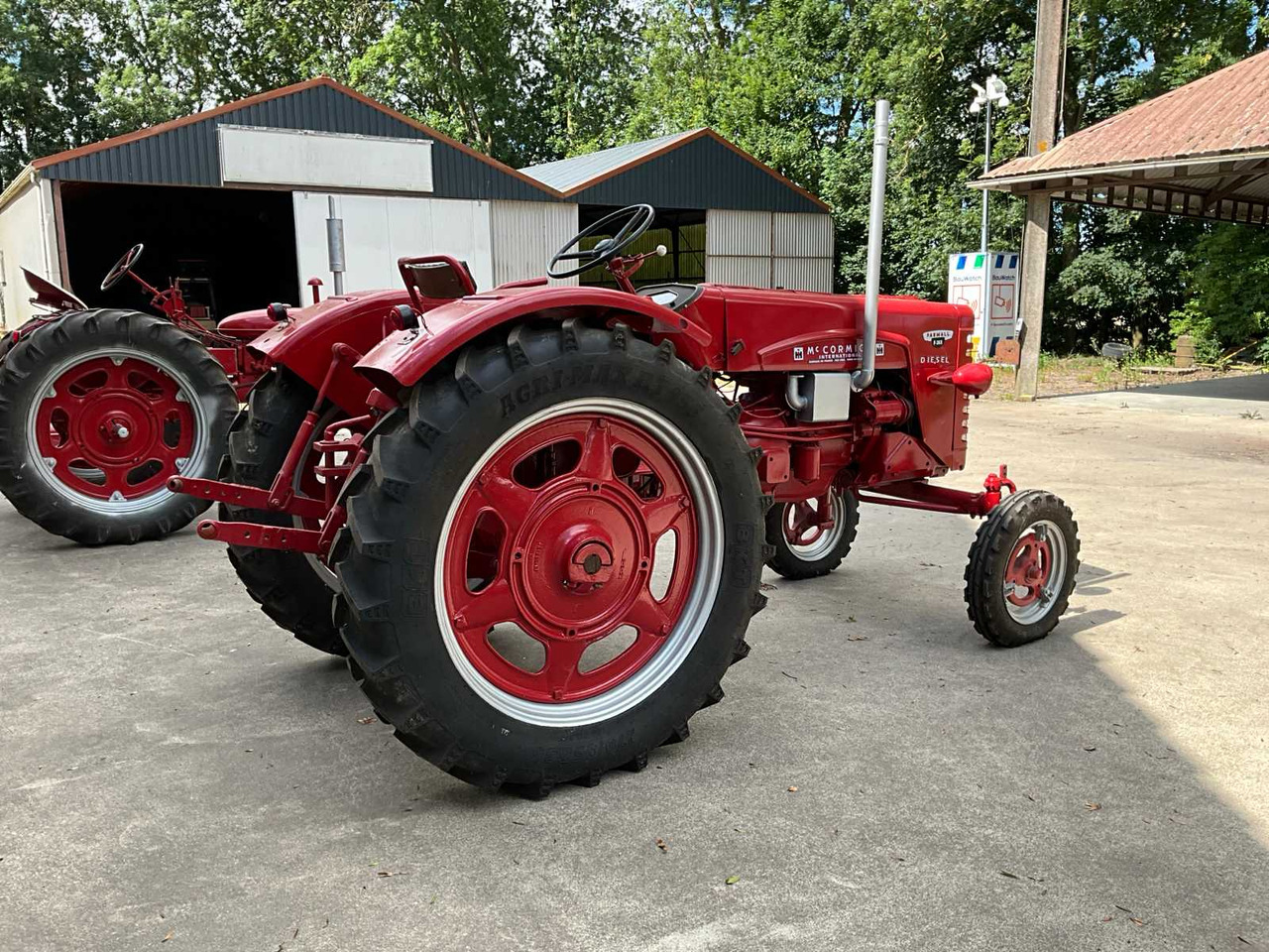 Mc cormick Farmall F-265 U - טרקטור חקלאי: תמונה 3 Mc cormick Farmall F-265 U - טרקטור חקלאי: תמונה 3