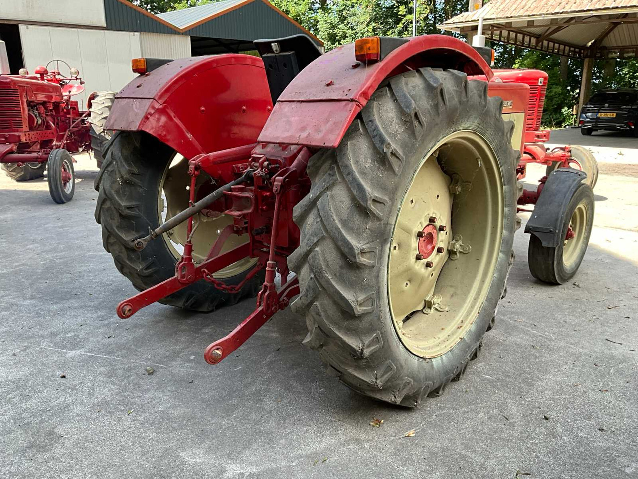 Mc cormick international 423 - טרקטור חקלאי: תמונה 3 Mc cormick international 423 - טרקטור חקלאי: תמונה 3