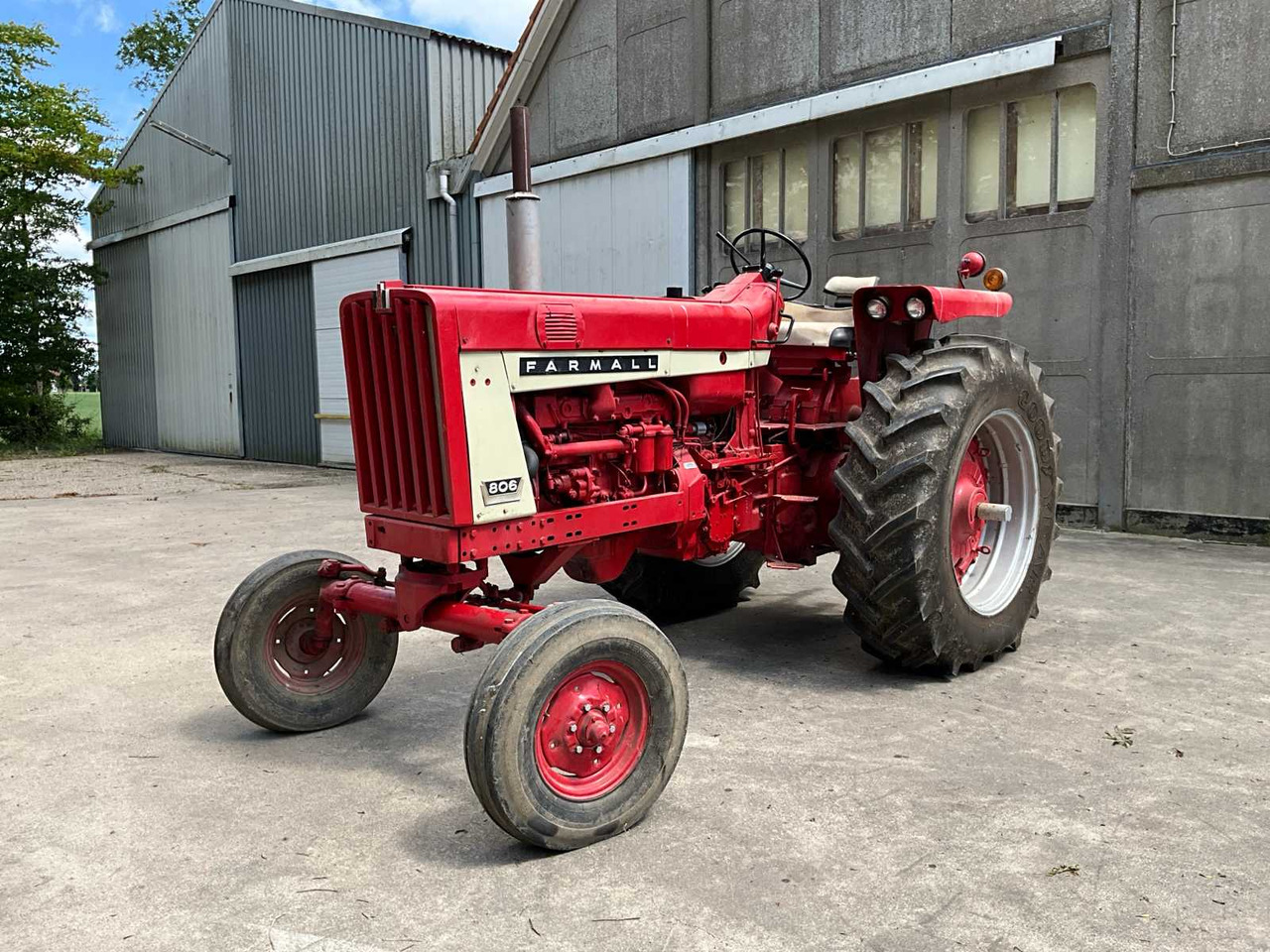 Mc cormick international F 806 D - טרקטור חקלאי: תמונה 1 Mc cormick international F 806 D - טרקטור חקלאי: תמונה 1