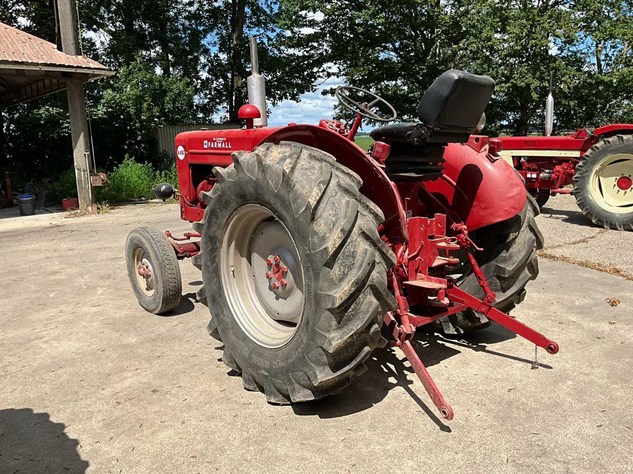 Mc cormick international Farmall B-450 - טרקטור חקלאי: תמונה 4 Mc cormick international Farmall B-450 - טרקטור חקלאי: תמונה 4
