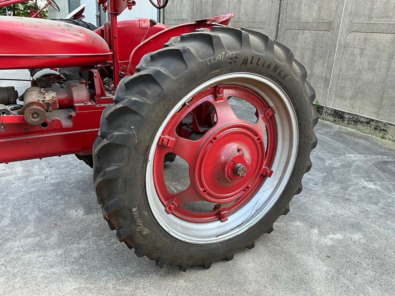 McCormick Benzine - טרקטור חקלאי: תמונה 5 McCormick Benzine - טרקטור חקלאי: תמונה 5