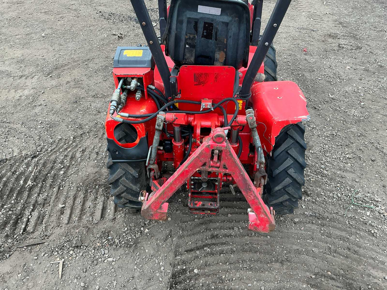 McCormick G30r - טרקטור קומפקטי: תמונה 4 McCormick G30r - טרקטור קומפקטי: תמונה 4