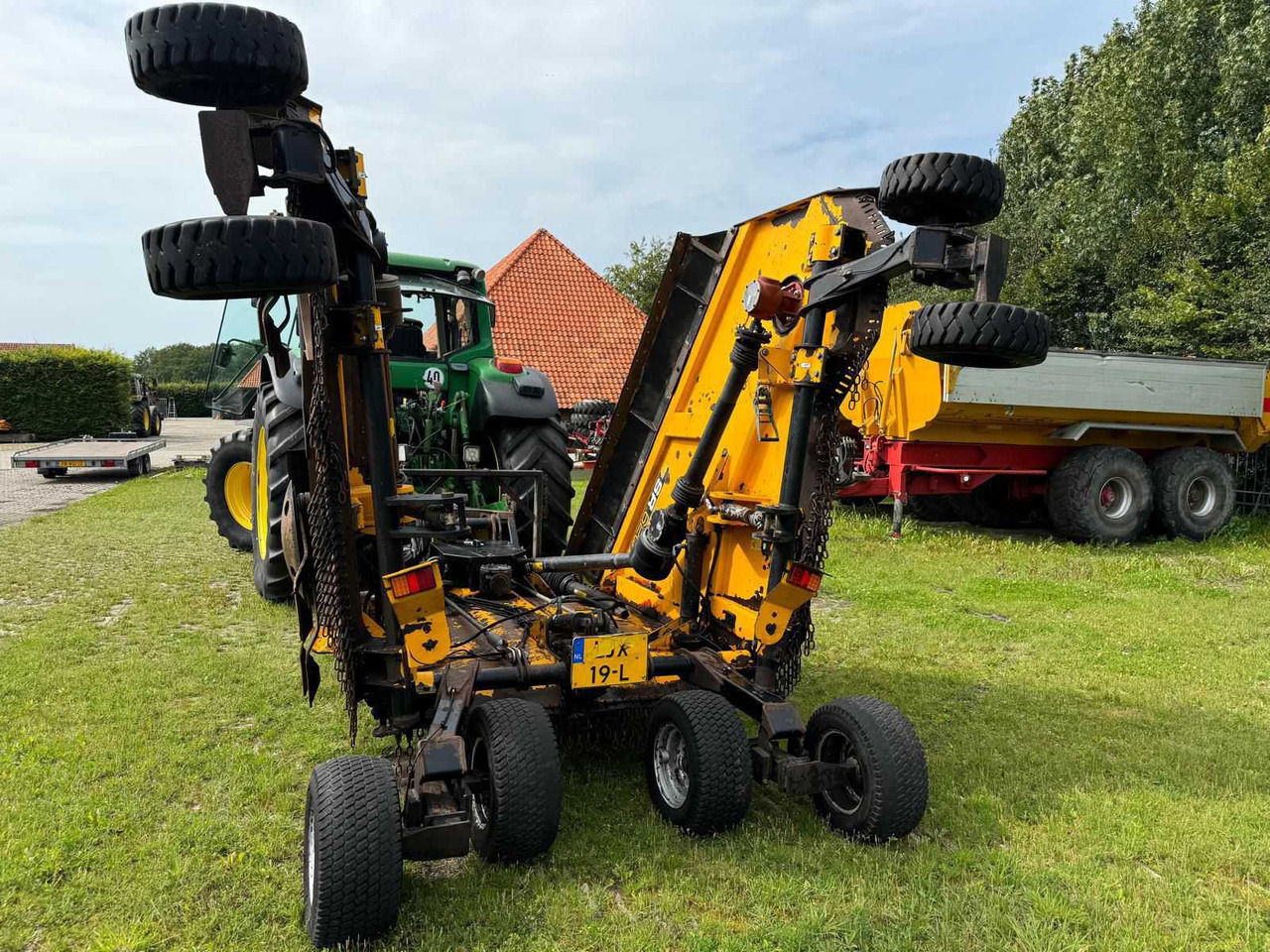 Mcconnel SR620 - ציוד חציר ומספוא: תמונה 1 Mcconnel SR620 - ציוד חציר ומספוא: תמונה 1