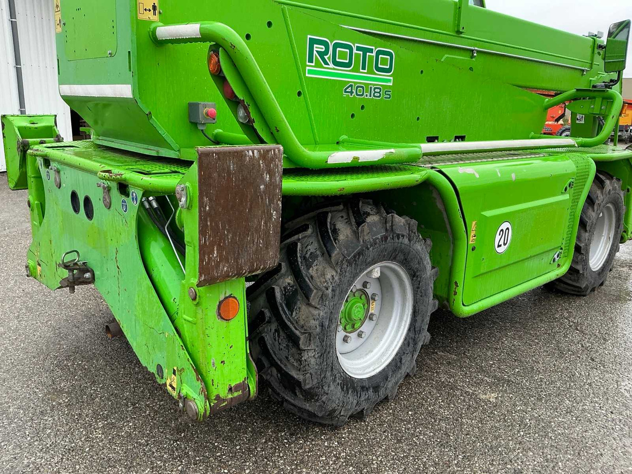 Merlo 40.18S - מעמיס היגוי החלקה: תמונה 5 Merlo 40.18S - מעמיס היגוי החלקה: תמונה 5
