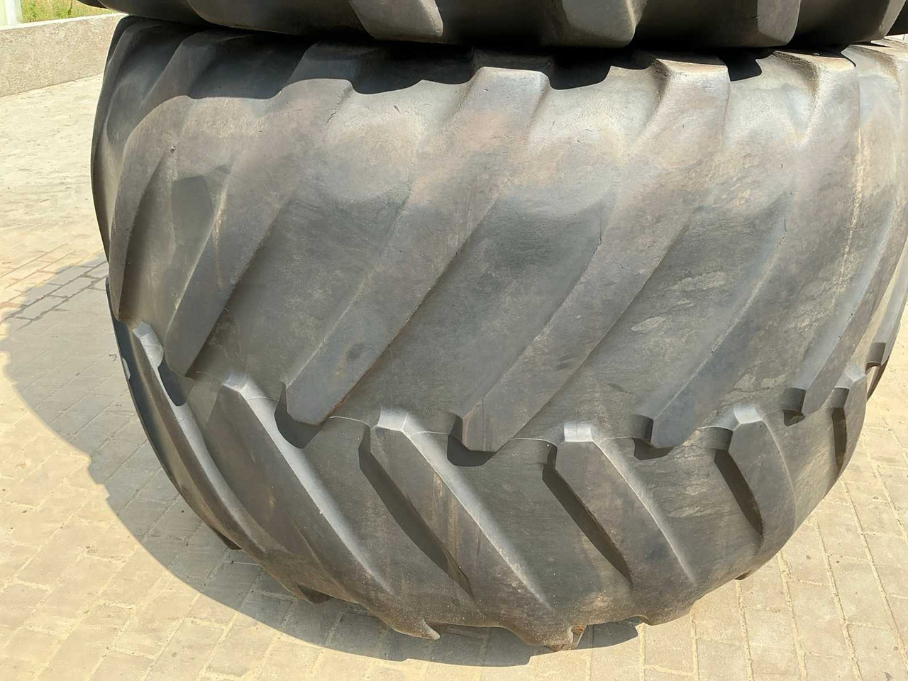 Michelin BKT - גלגלים וצמיגים עבור טרקטור חקלאי: תמונה 5 Michelin BKT - גלגלים וצמיגים עבור טרקטור חקלאי: תמונה 5