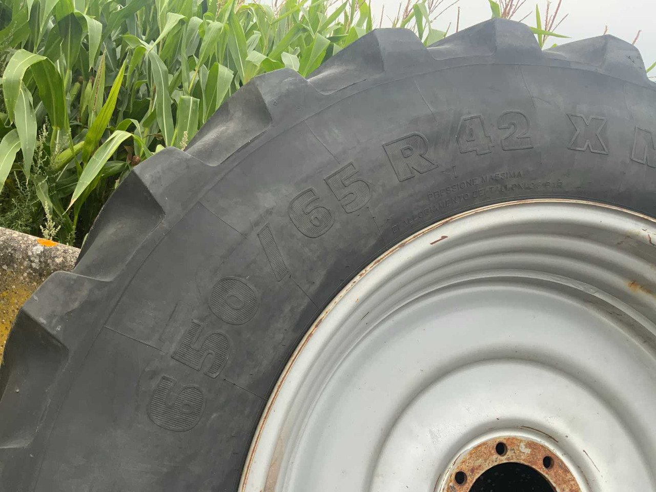 Michelin XM108 - גלגלים וצמיגים עבור טרקטור חקלאי: תמונה 3 Michelin XM108 - גלגלים וצמיגים עבור טרקטור חקלאי: תמונה 3