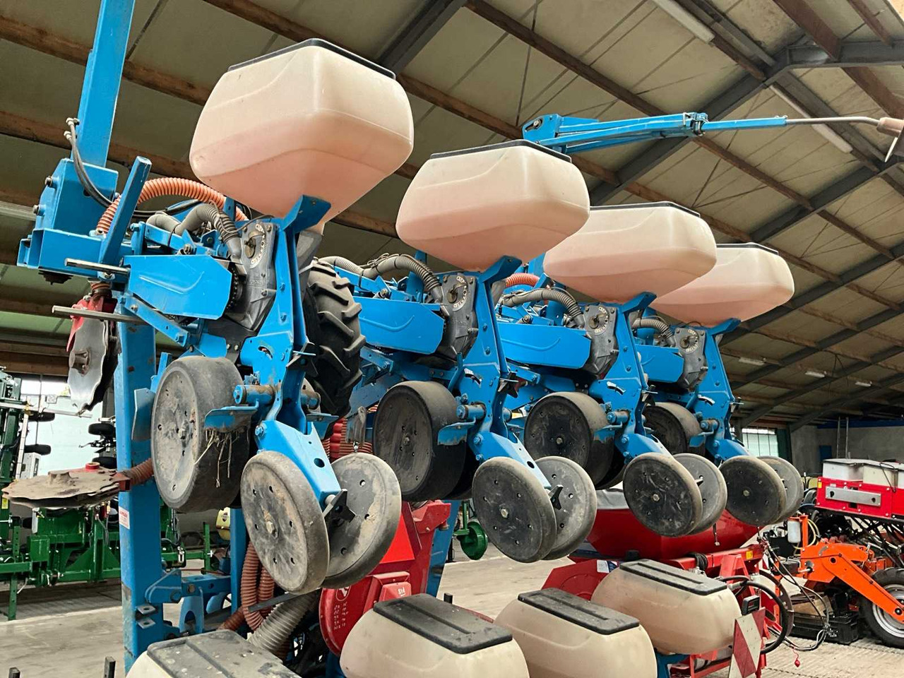 Monosem 8x75 - מכונת זריעה מדויקת: תמונה 5 Monosem 8x75 - מכונת זריעה מדויקת: תמונה 5