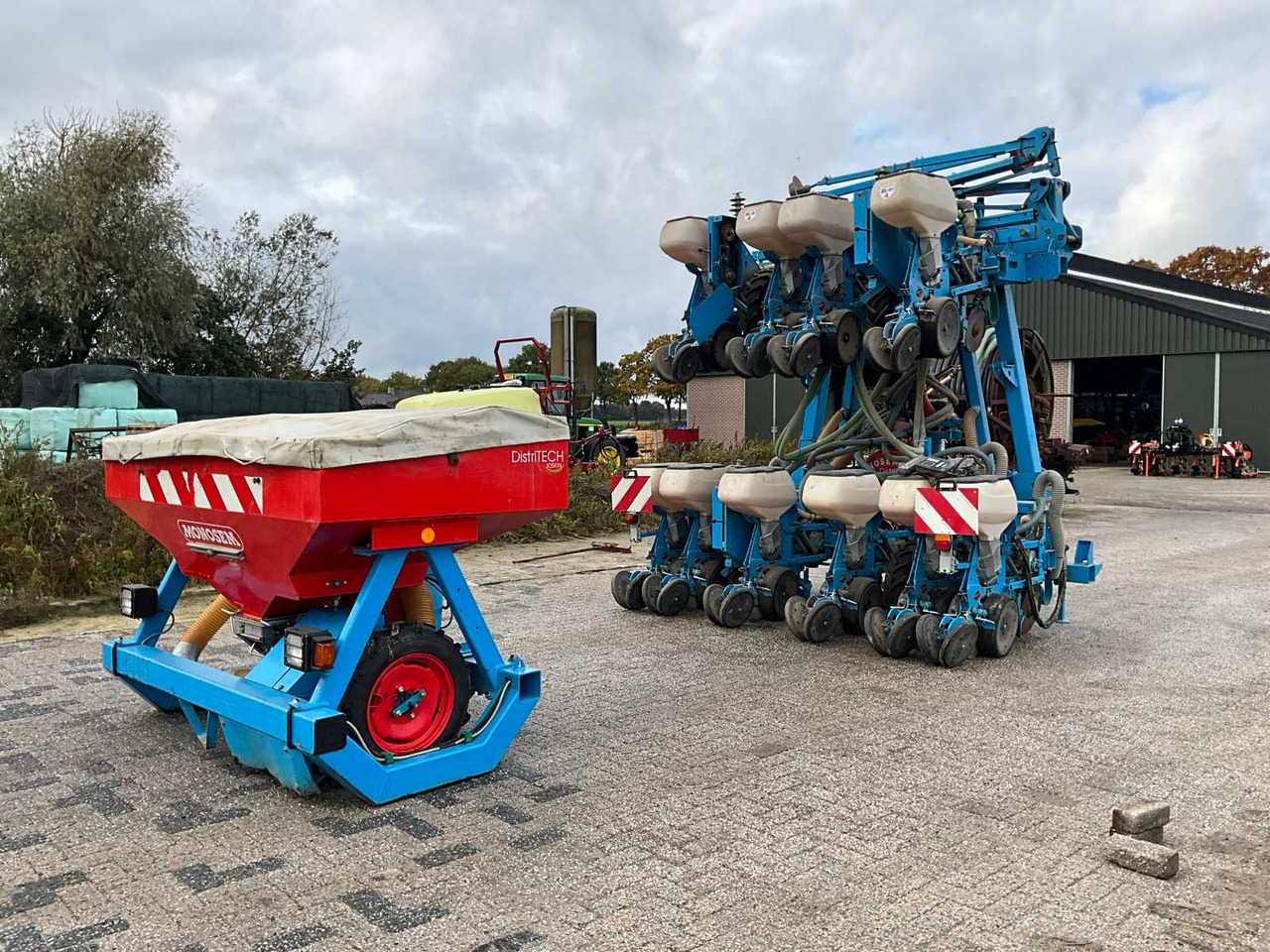 Monosem NG plus-10R - מכונת זריעה מדויקת: תמונה 3 Monosem NG plus-10R - מכונת זריעה מדויקת: תמונה 3