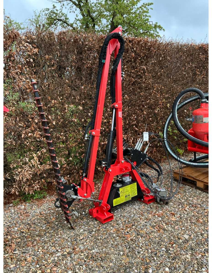 Mounted hydraulic hedge trimmer - ציוד לגינה: תמונה 3 Mounted hydraulic hedge trimmer - ציוד לגינה: תמונה 3