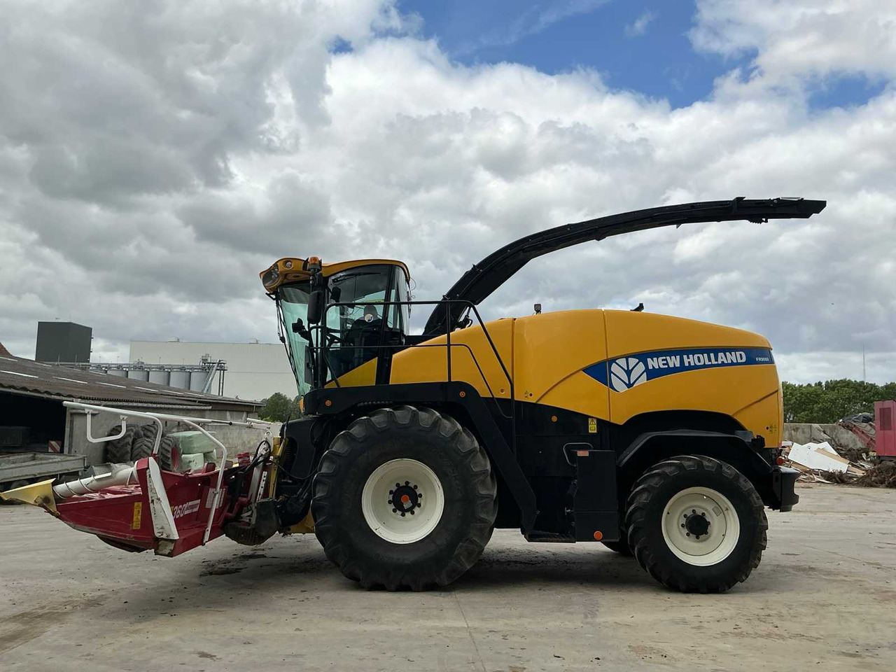 New Holland FR9060 - מקצרת מספוא: תמונה 2 New Holland FR9060 - מקצרת מספוא: תמונה 2